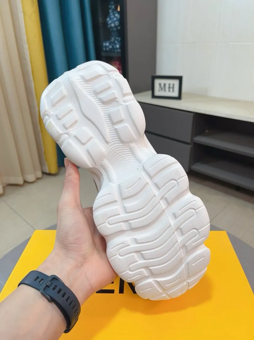 Men's shoes 💰438🌹🌹【fendi Fendi】: 🔝High-end brand of men's shoes: high-top series: official website 1:1 latest masterpiece: the upper is made of brand fabric with imported cowhide technology, ➕🐑made in sheepskin👍, making walking more convenient and comfortable, a stunning work, compared with the official quality, the beautiful 1:1 replica [color]! Create a fashionable personality to set off your uniqueness! A must-have for trendy men! 🔥Size: 38-44.